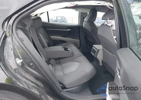 2022 Toyota Camry Le Hybrid z USA, uszkodzony, nr VIN 4T1C31AK4NU577751